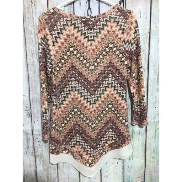 Absolutely Famous Size Small Top 💕❤️ - Picture 11 of 13